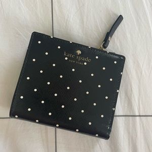 Kate Spade - Small Billfold Wallet